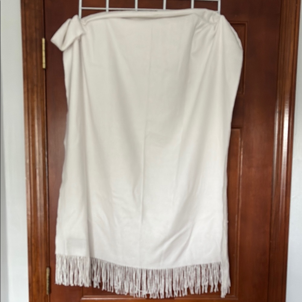 Cashmere Fringe Scarf
Made In Italy